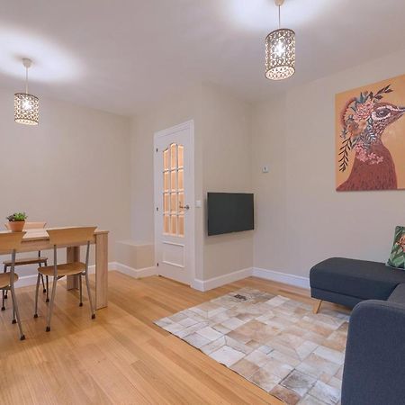 Vivienda Turistica Reformada En Zona Residencial Con Garaje Y Wifi Apartment Bilbao Luaran gambar