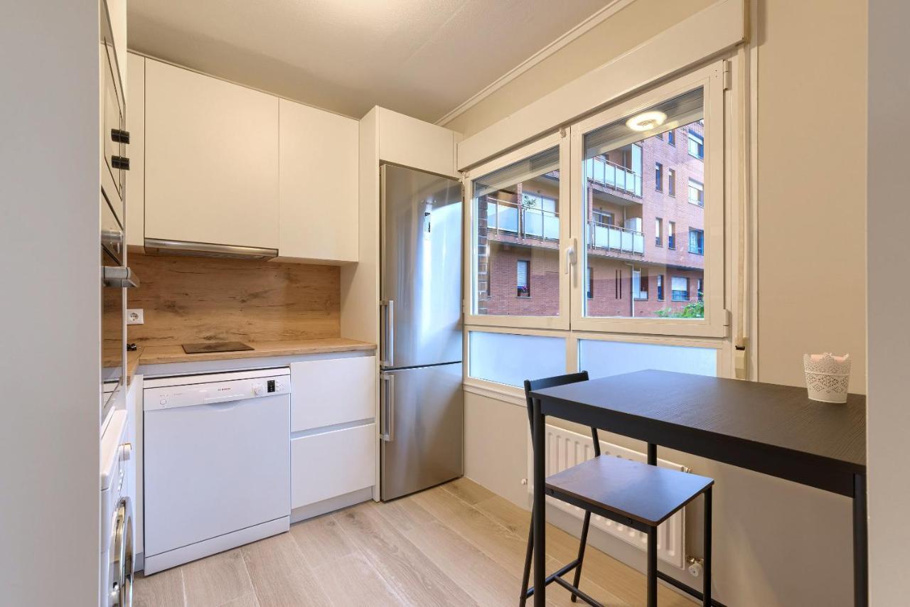 Vivienda Turistica Reformada En Zona Residencial Con Garaje Y Wifi Apartment Bilbao Luaran gambar