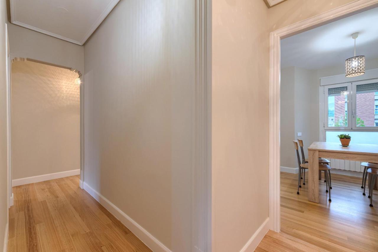 Vivienda Turistica Reformada En Zona Residencial Con Garaje Y Wifi Apartment Bilbao Luaran gambar